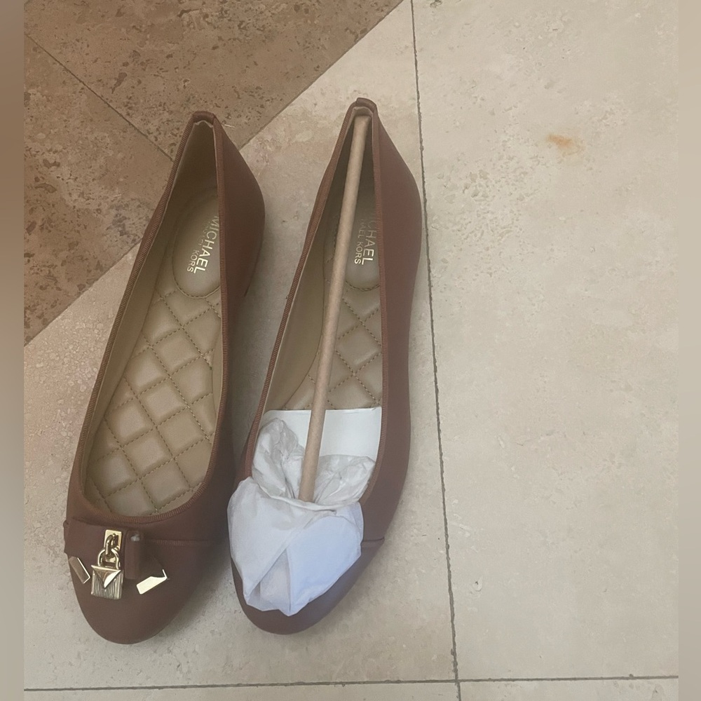 Michael Kors Alice ballet Leather .